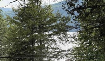 114 Shore Dr N, Bridgewater, NH 03222