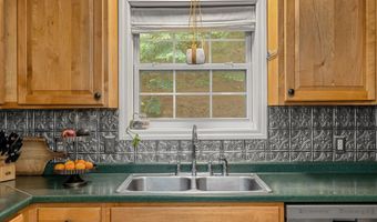 73 Jeff Hts, Cambridge, VT 05464