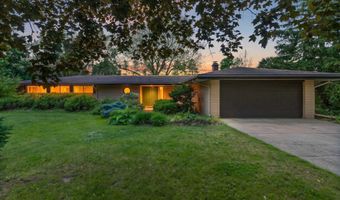 5531 LONG Ct, Appleton, WI 54914