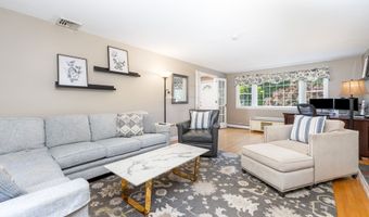 56 Juniper Dr, Avon, CT 06001