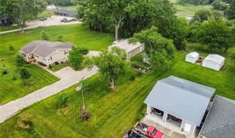 20440 147th St, Basehor, KS 66007