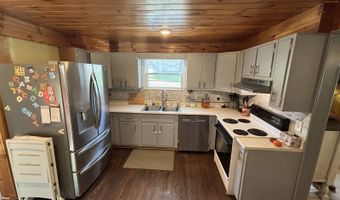 8282 Salem, Athens, OH 45701