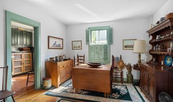 23 Willow St, Newport, RI 02840