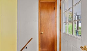 126 Foster St, Burlington, VT 05401