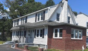 12 WISTAR St, Claymont, DE 19703