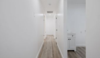 11456 Manzanita St, Armona, CA 93202