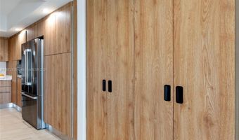 10281 W Bay Harbor Dr 402, Bay Harbor Islands, FL 33154