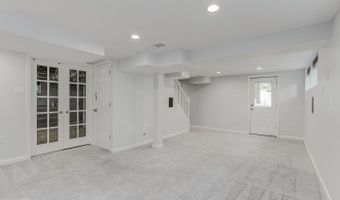 400 CALVIN Ln, Rockville, MD 20851
