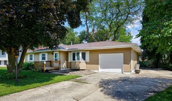 1612 Horse N Buggy Dr, Adel, IA 50003