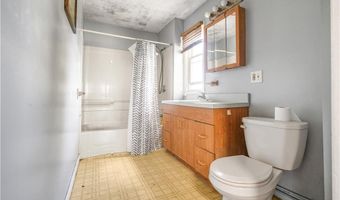 43 Mary Ave, East Providence, RI 02914