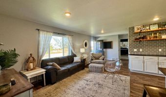 1008 S 10th Ave, Britton, SD 57430