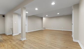 707 18th St SE, Altoona, IA 50009