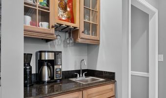 1652 Saint Ives Blvd, Alcoa, TN 37701