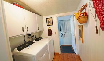 240 W Chubbuck Rd, Chubbuck, ID 83201