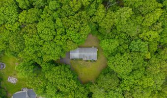 132 Hickory Ln, Bethlehem, CT 06751