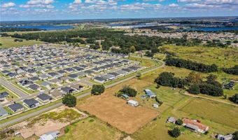 318 SKYBLUE Ln, Auburndale, FL 33823