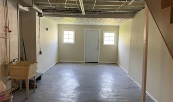 110 Liberty St, Amsterdam, OH 43908
