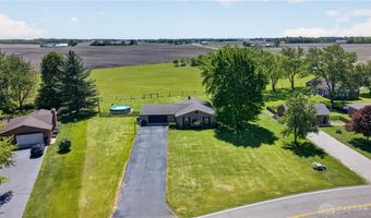 2115 Meadow Ln, Arcanum, OH 45304