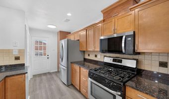 4906 UPLAND Dr, Alexandria, VA 22310