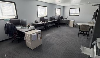 217 E Honeysuckle St, Brandon, SD 57005