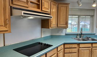 97931 COURT St, Brookings, OR 97415