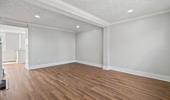 8336 CLAREMONT WOODS Dr, Alexandria, VA 22309