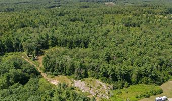 58 Boxwood Dr, Auburn, NH 03032