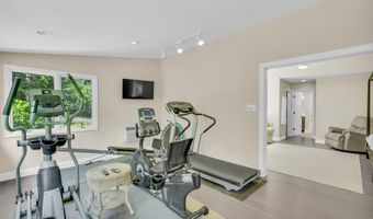 4 Egret Dr, Beaufort, SC 29907