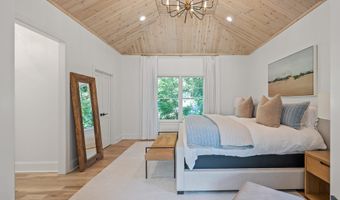 140 Meadowview Rd, Athens, GA 30606