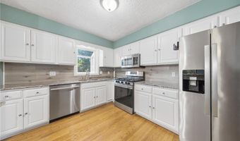 2838 9th Ln, Anoka, MN 55303
