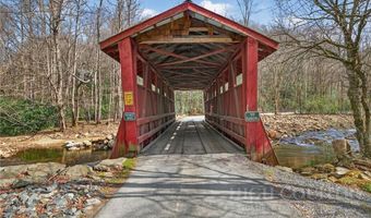 243 Ironwood Dr, Banner Elk, NC 28604