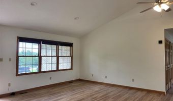 104 Leatherwood Creek Ests, Bedford, IN 47421