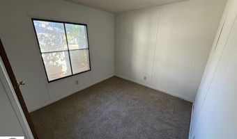 520 Moyer Ave, Alma, MI 48801