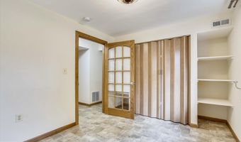 6403 TONE Dr, Bethesda, MD 20817