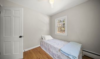 85 Lawton Rd, Canton, CT 06019