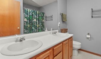 301 NW Seasons Dr, Ankeny, IA 50023