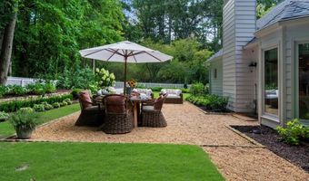 205 Mayfield Cir, Alpharetta, GA 30009