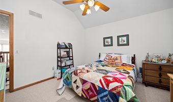 118 Ambleside Way, Amherst, OH 44001