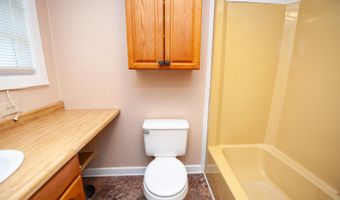111 Sherland Dr, Boiling Springs, SC 29316