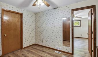 301 Crosse Rd, Amherst, OH 44001
