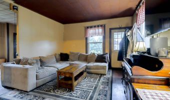 38 Border St, Amherst, NH 03031