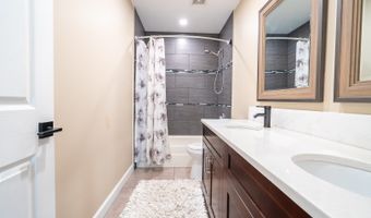 1920 Jester Ln, Algonquin, IL 60102