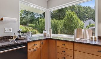 4025 24TH Rd N, Arlington, VA 22207