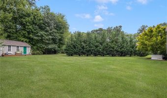 10 Honey Lou Ct, Cranston, RI 02921