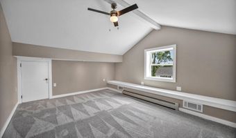 2 Riverview Pl, Cromwell, CT 06416