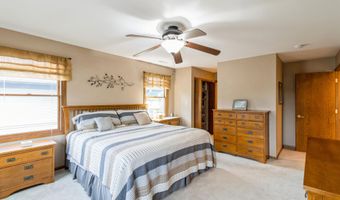 2516 Somerset Dr, Ames, IA 50010