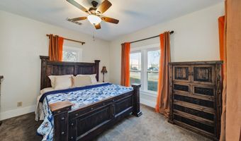 517 W Lamar St, Alvord, TX 76225