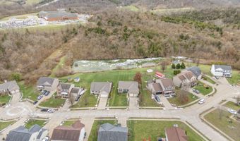 2421 Hickorywood Ct, Alexandria, KY 41001