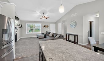 2624 4th Ave SW, Altoona, IA 50009