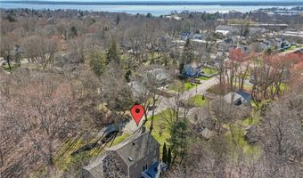 14 High St, Barrington, RI 02806